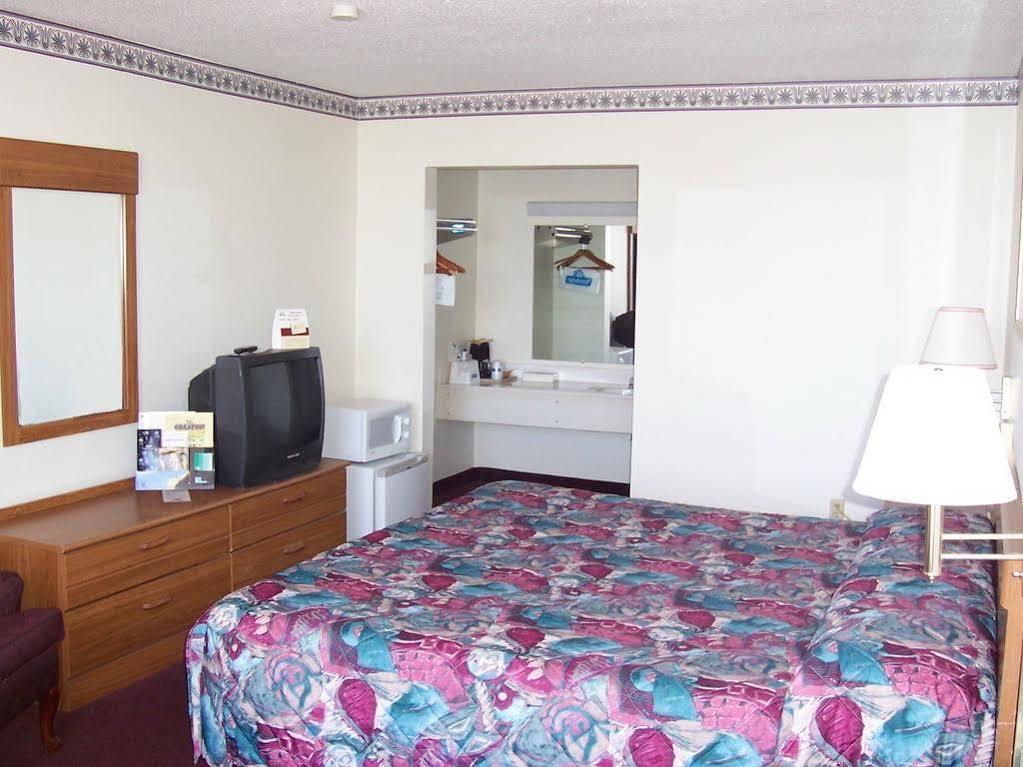 Budget Host Inn Columbia Zimmer foto